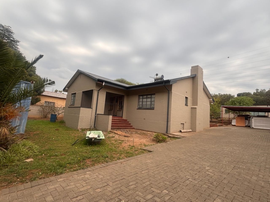 To Let 3 Bedroom Property for Rent in Bayswater Free State